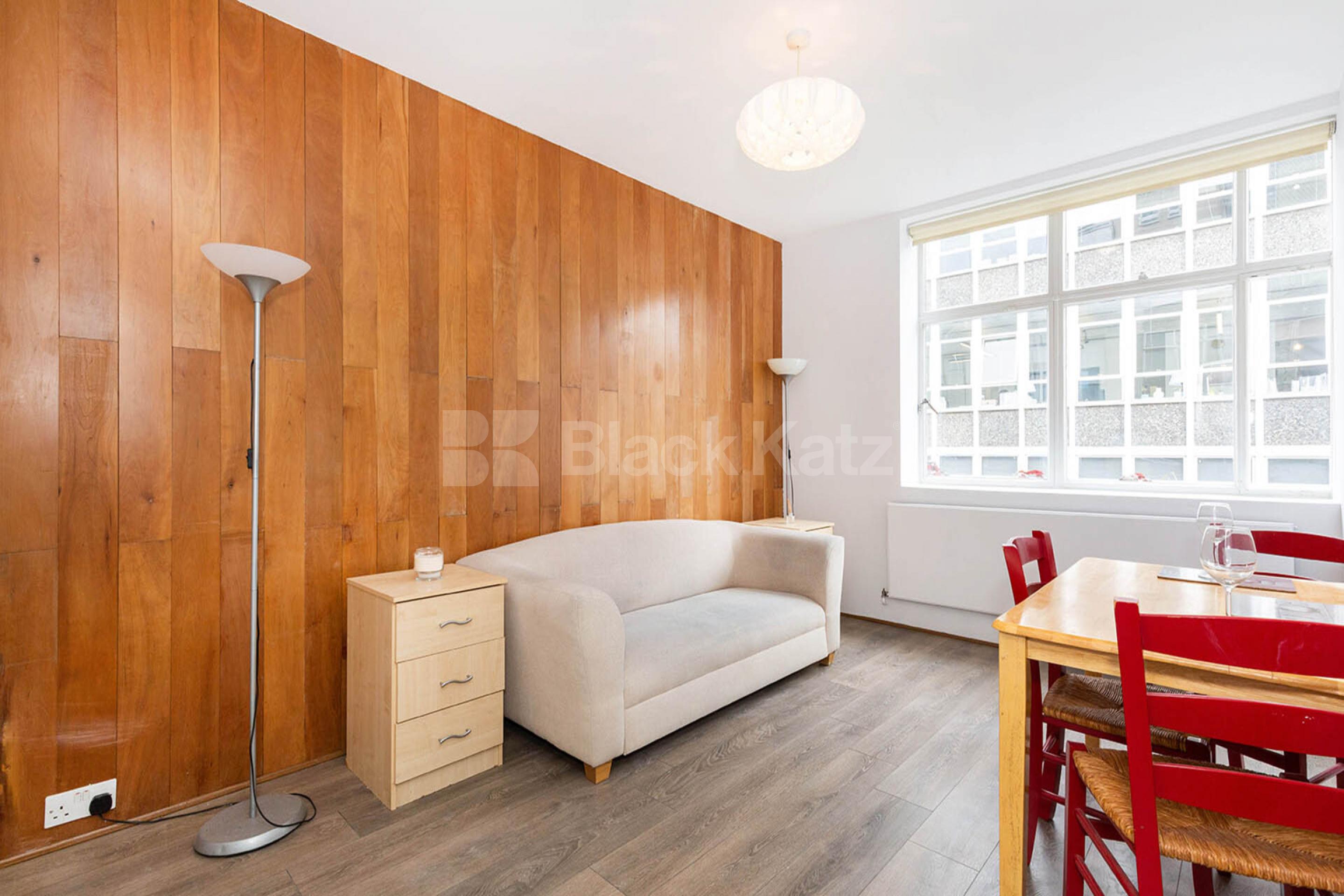 Located in Hatton Garden and a few minutes to Farringdon Station  St Cross Street, Farringdon  EC1N